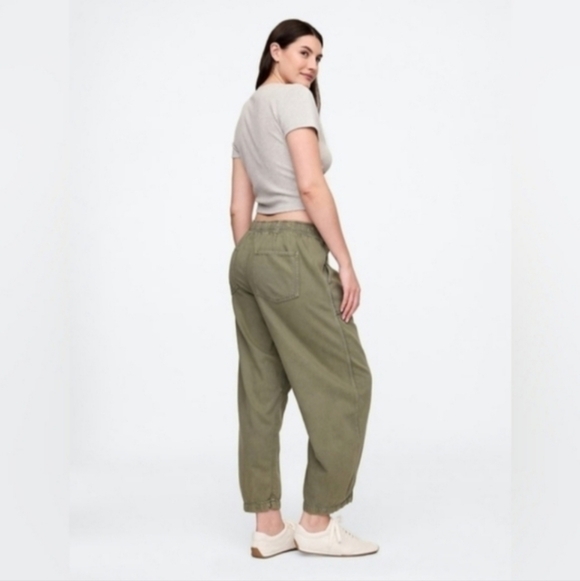 Gap Mid Rise Pull-On Soft Barrel Jeans Mesculen Green - Picture 2 of 6